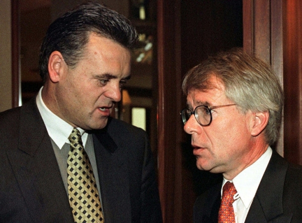 &laquo;Приятели из высоких сфер политики&raquo;